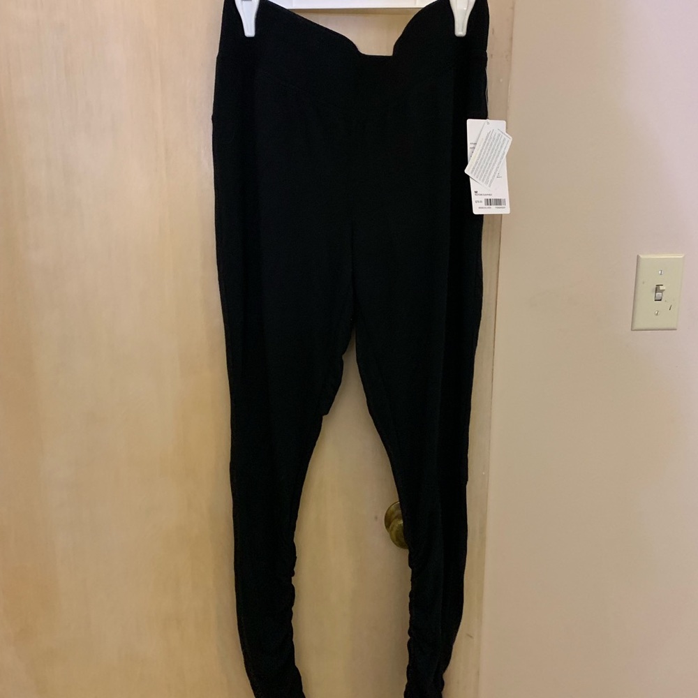 Athleta Restore Ruched Leggings